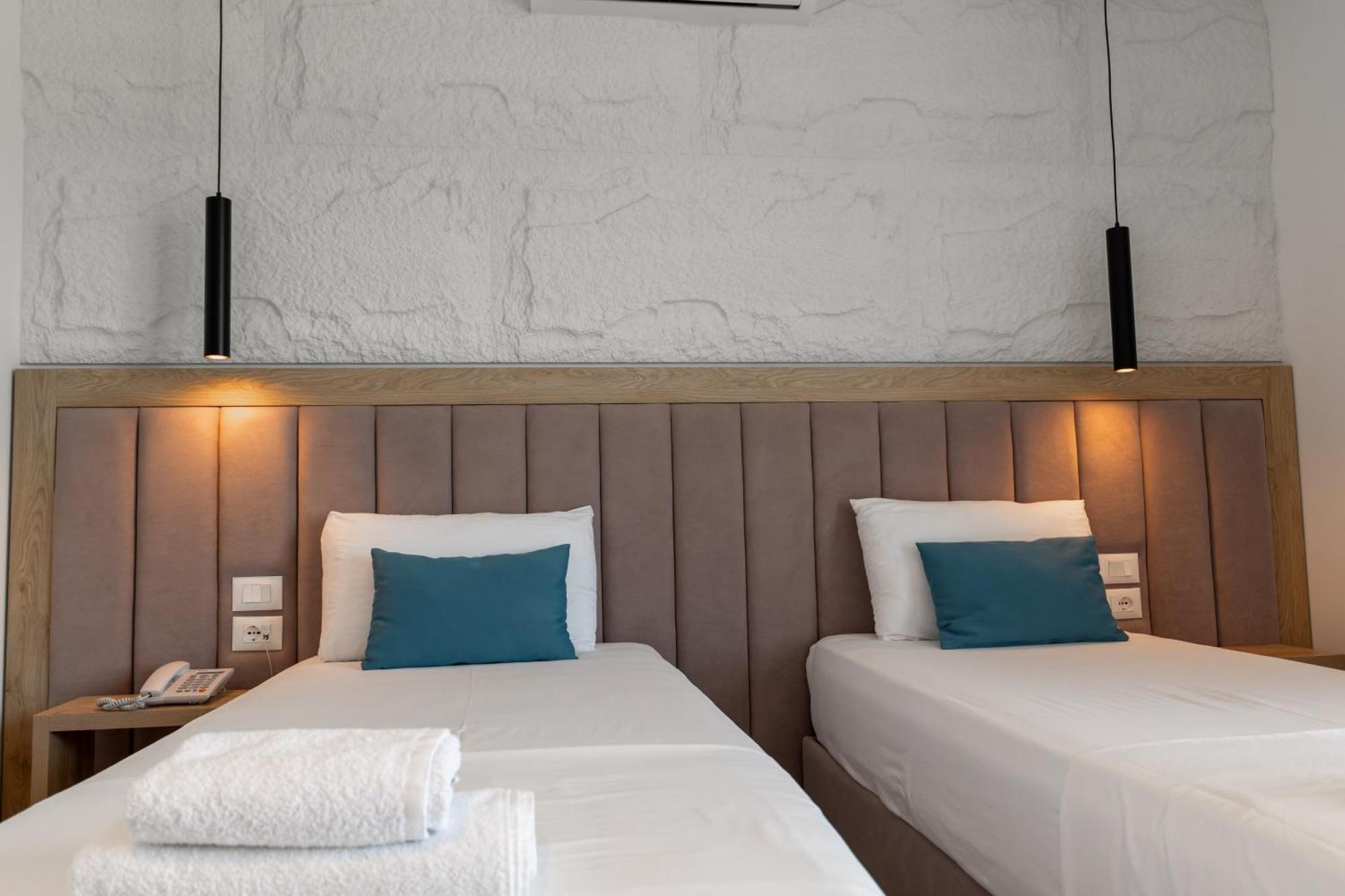 Monel Hotel Ksamil Ngoại thất bức ảnh