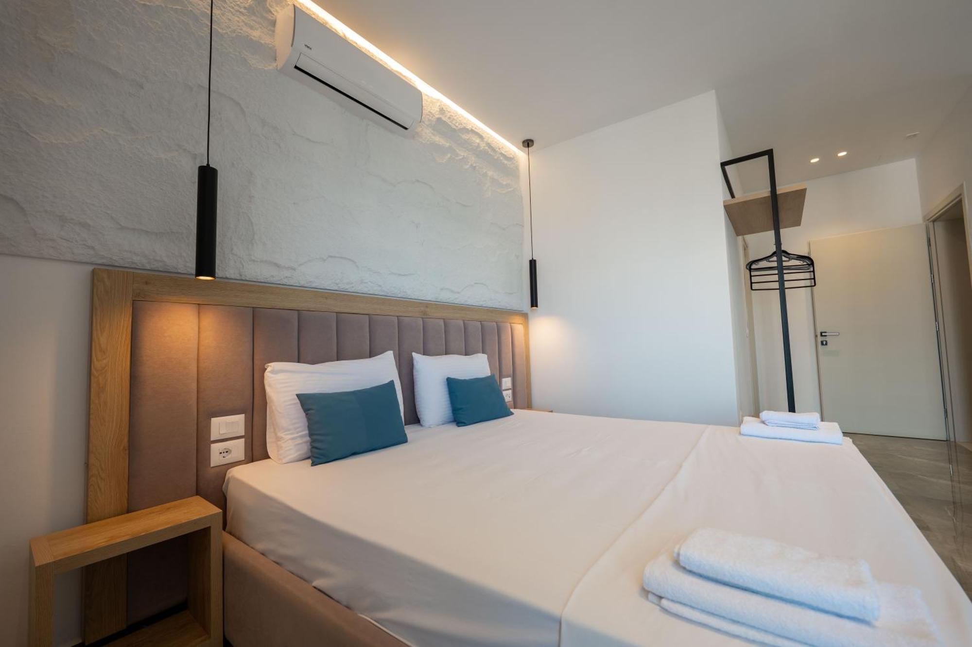 Monel Hotel Ksamil Ngoại thất bức ảnh