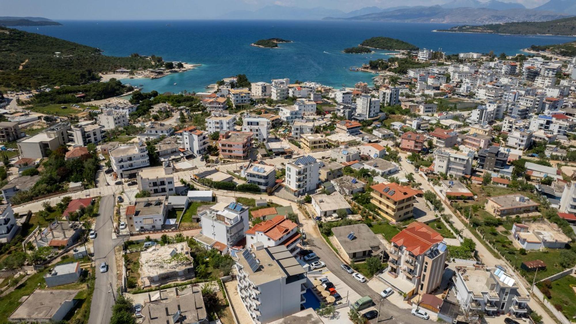 Monel Hotel Ksamil Ngoại thất bức ảnh